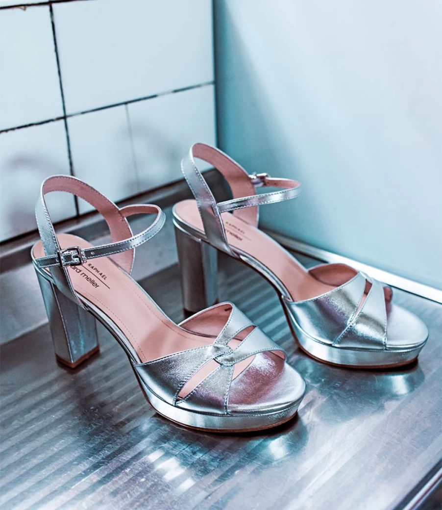 Edward Meller Women's Regent100 Silver Interlocked Platform Sandal