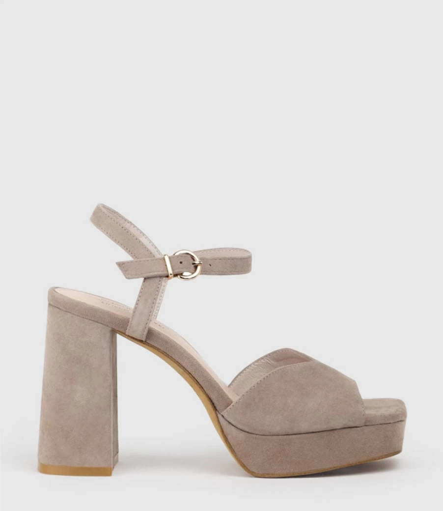 Edward Meller Women's Rhiana95 V Throat Nude Suede Platform Sandals