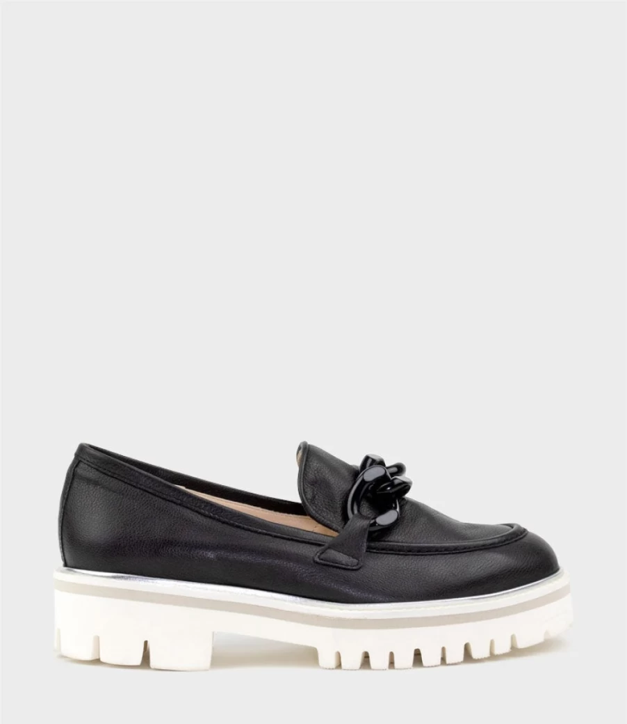 Edward Meller Women's Grace Chain Moccasin Flat in Black