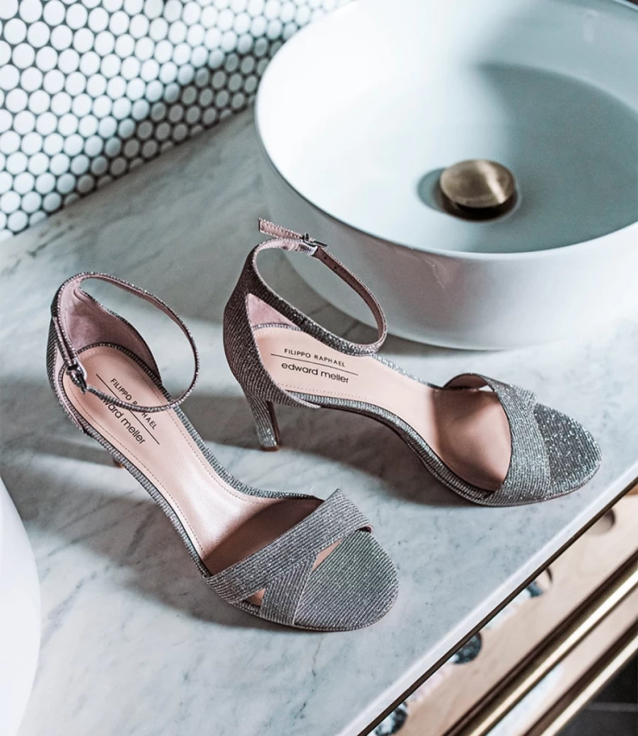 Edward Meller Women's Santo90 Silver Asymmetrical Platform Sandals - Fashion Ritz Design